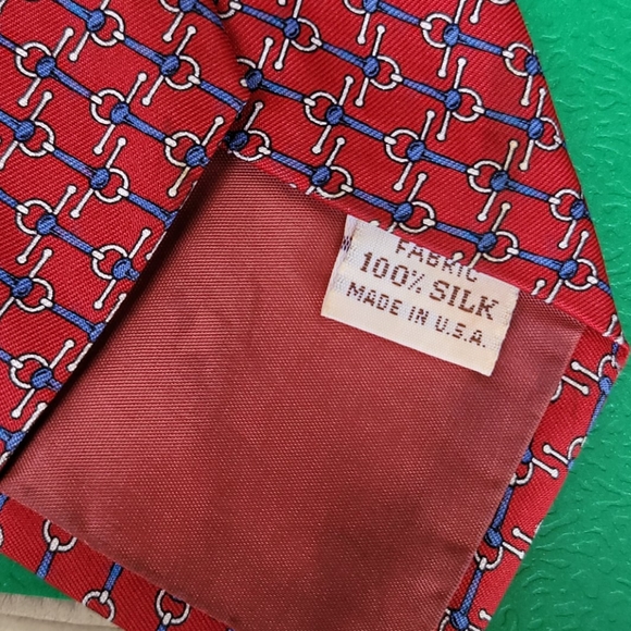 YSL tie - Picture 2 of 3